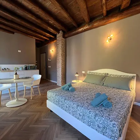 公寓 Center - 5 Min From Station 贝尔加莫