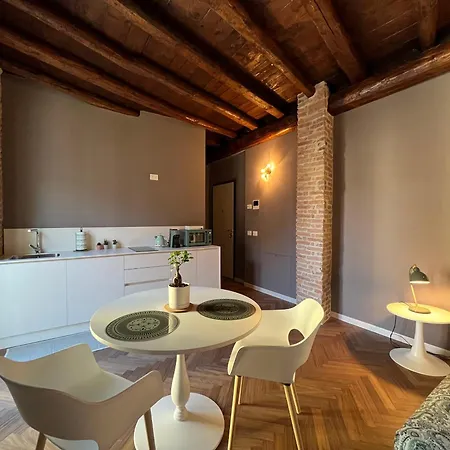 Center - 5 Min From Station Bérgamo